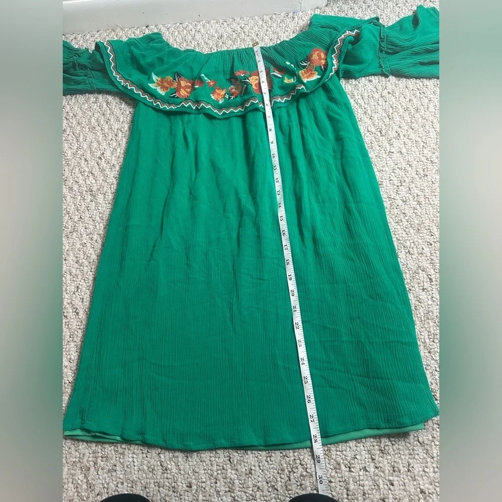 Flying Tomato Green Floral Embroidered Blouse size S - Picture 7 of 8